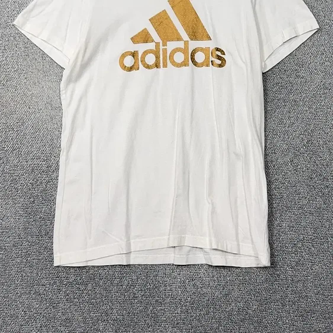 아디다스 골드 빅로고 프린팅 화이트 반팔 티 2XL 상품이미지4