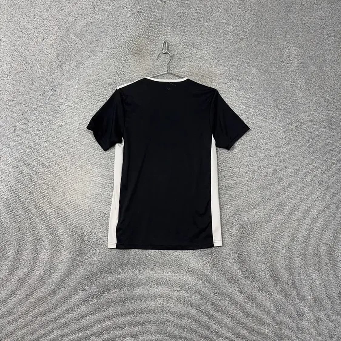 아디다스 블랙 로고 기능성 반팔 티 OS 상품이미지2