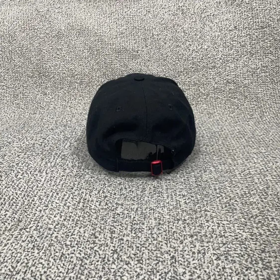 나이키 빈티지 레드 스우시 블랙 볼캡 상품이미지2