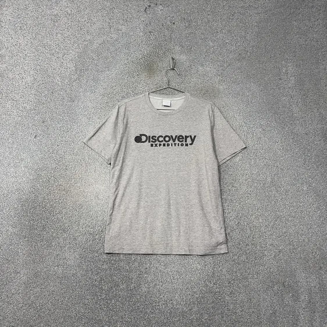 디스커버리 로고 프린팅 라이트 그레이 반팔 티 100 상품이미지1