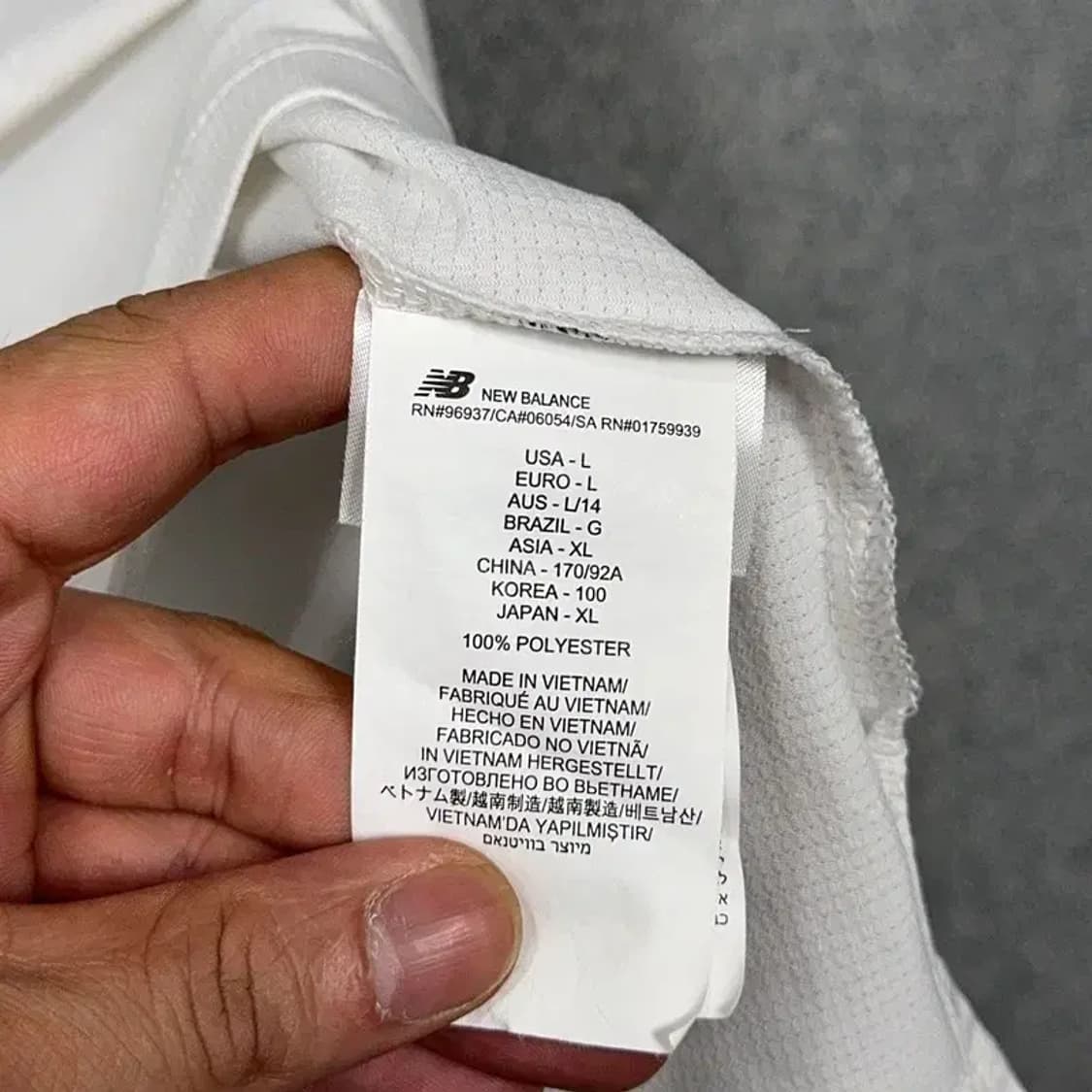뉴발란스 화이트 기능성 반팔 티 L 상품이미지6