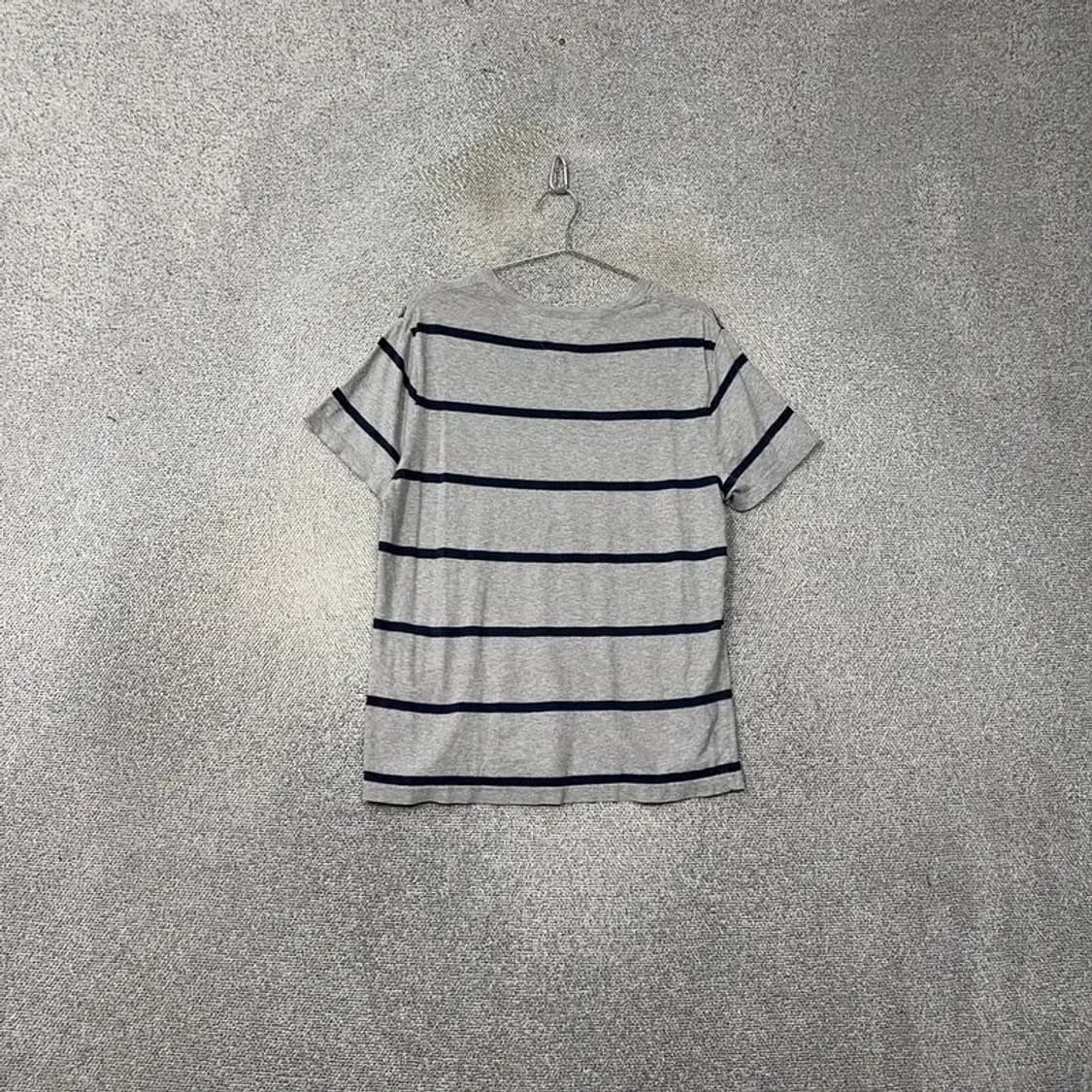 타미힐피거 스트라이프 라이트 그레이 로고 반팔 티 M 상품이미지2