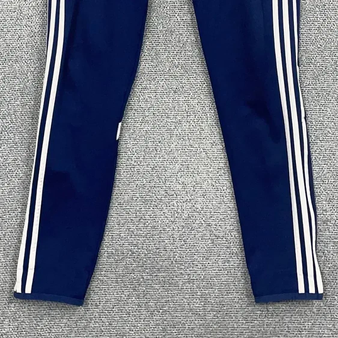아디다스 네이비 로고 삼선 트레이닝 팬츠 S/P 상품이미지4