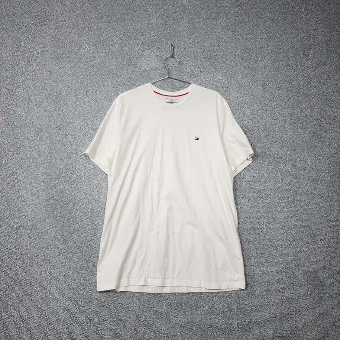 타미힐피거 화이트 로고 반팔 티 XL 상품이미지1