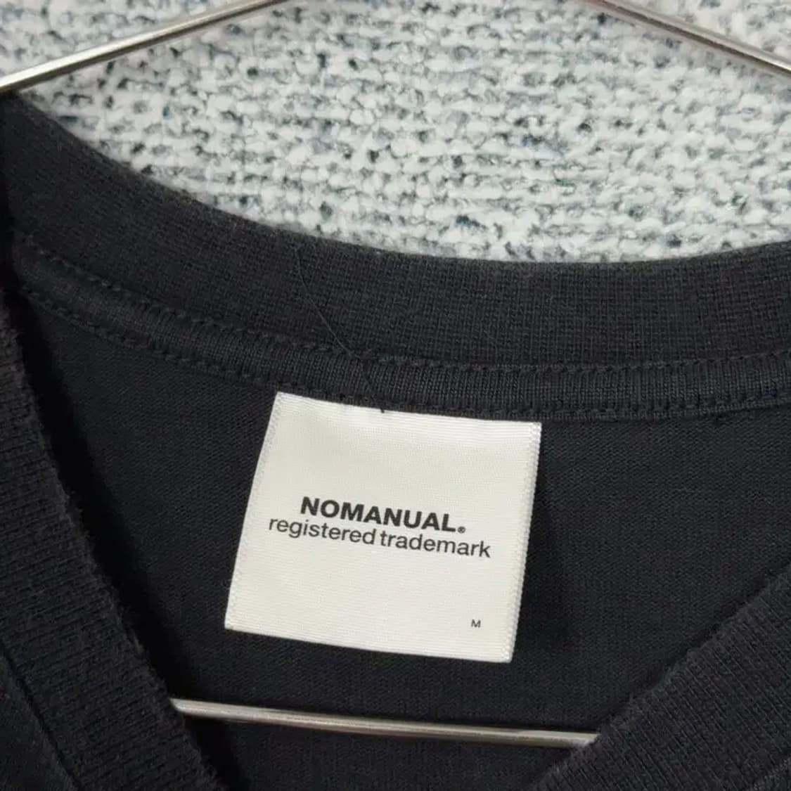 노매뉴얼 블랙 로고 박스핏 반팔 티 M 상품이미지5