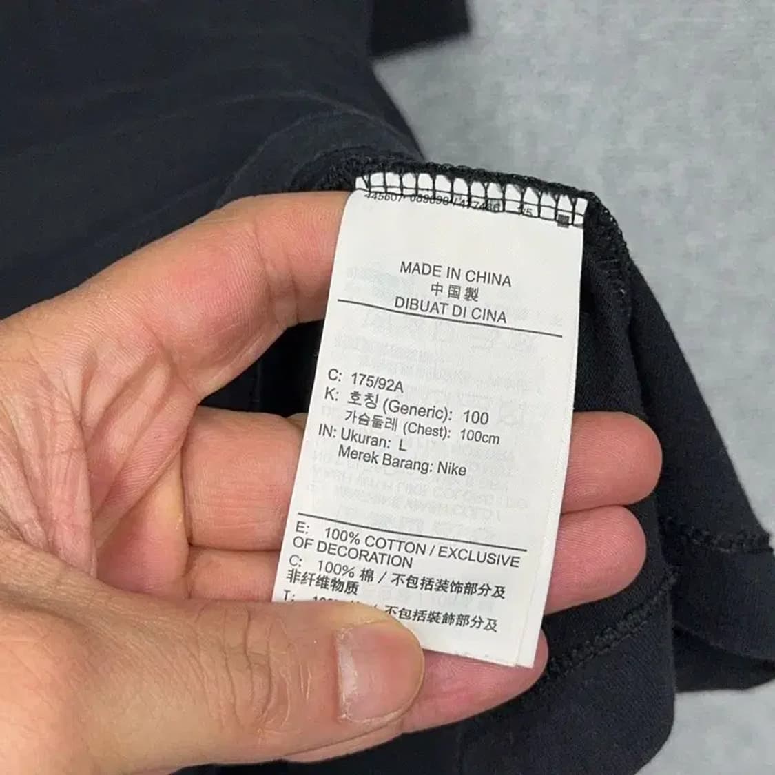 나이키 블랙 로고 캐주얼 반팔 티 L 상품이미지4