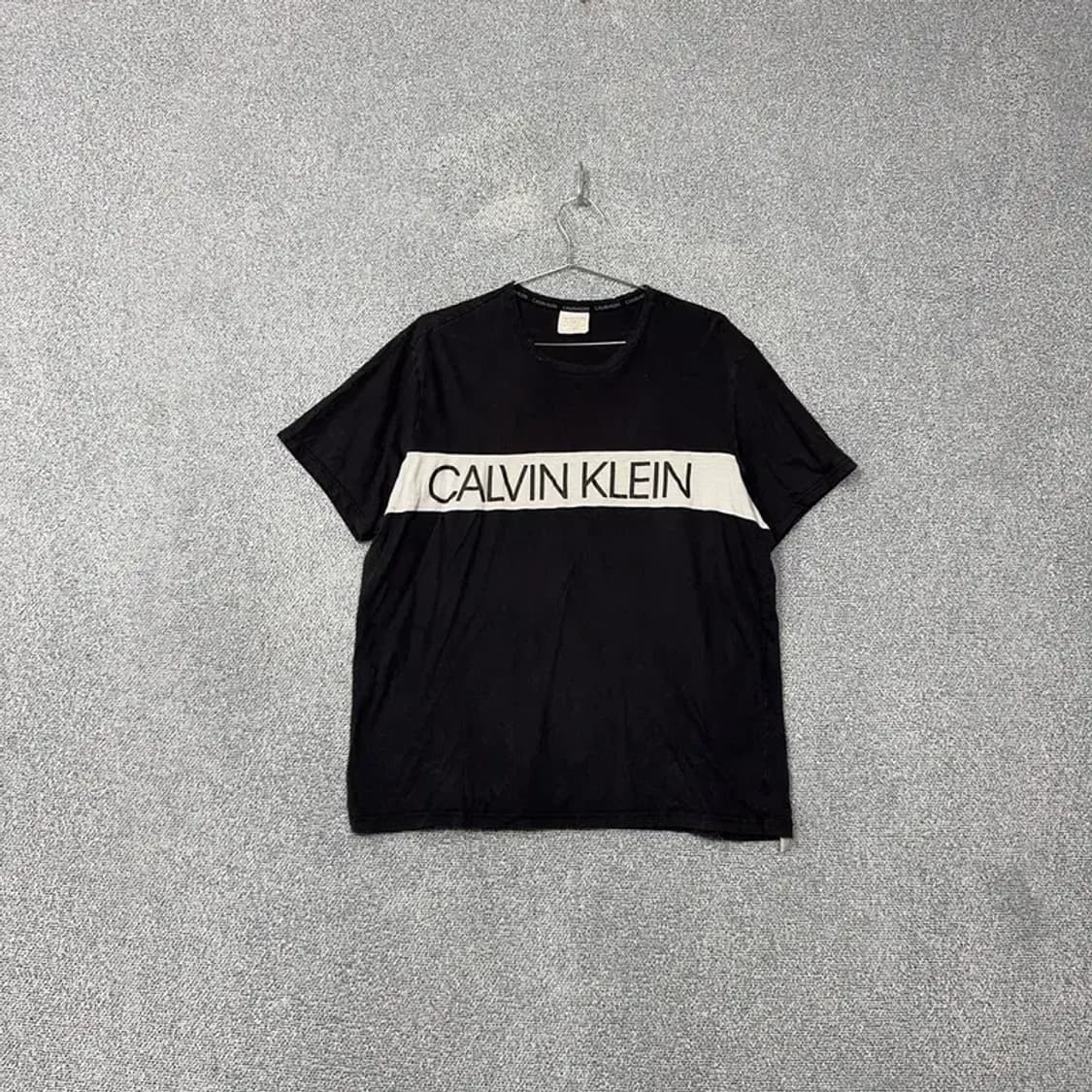 캘빈클라인 프린팅 블랙 반팔 티 XL 상품이미지1