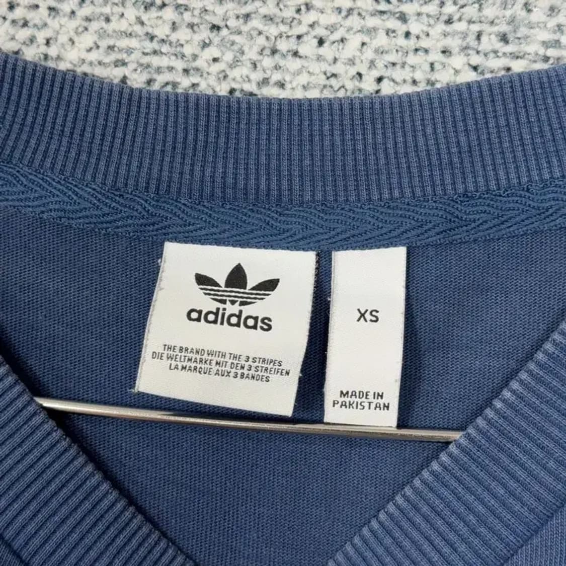 아디다스 빅로고 프린팅 네이비 반팔 티 XS 상품이미지3