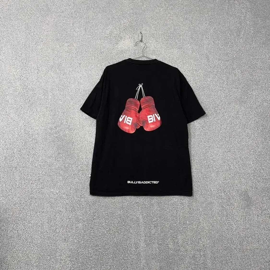 불리이즈에딕티드 블랙 로고 프린팅 반팔 티 L 상품이미지2