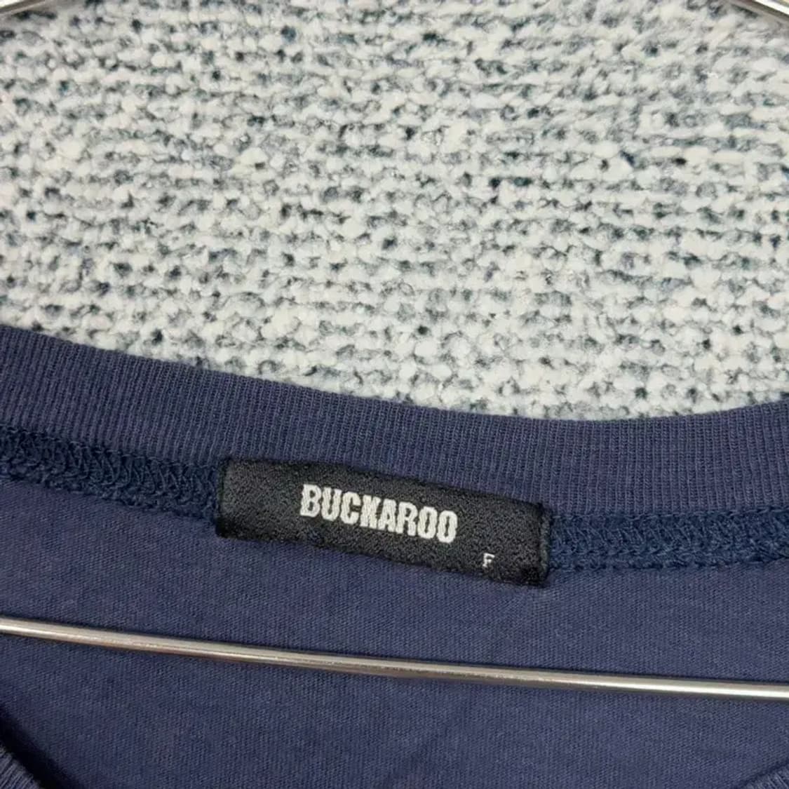 버커루 네이비 로고 절개 루즈핏 여성 반팔 티 F 상품이미지4