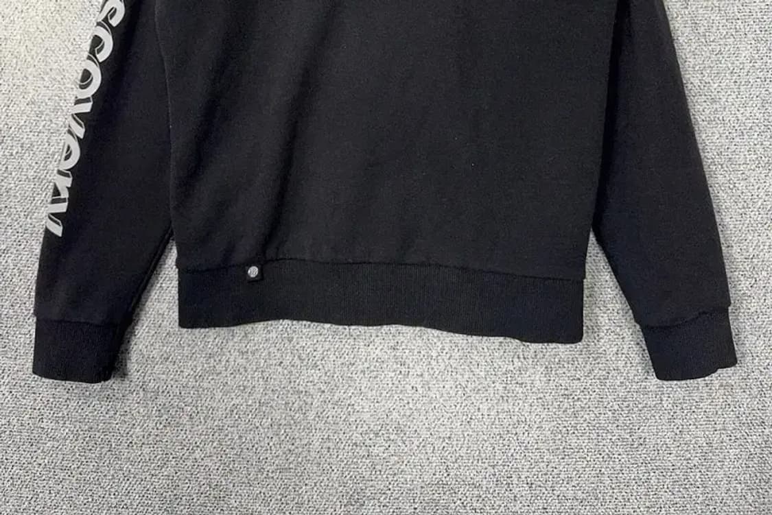 디스커버리 프린팅 블랙 맨투맨 90 상품이미지4