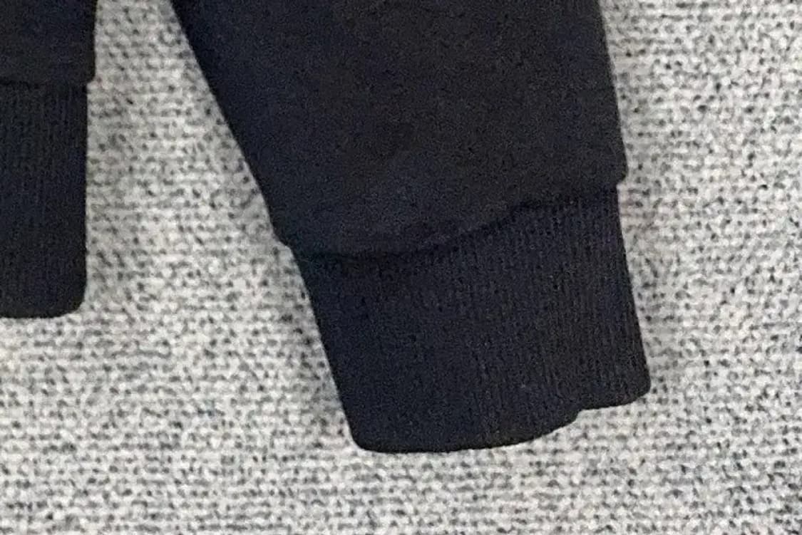 디스커버리 프린팅 블랙 맨투맨 90 상품이미지6