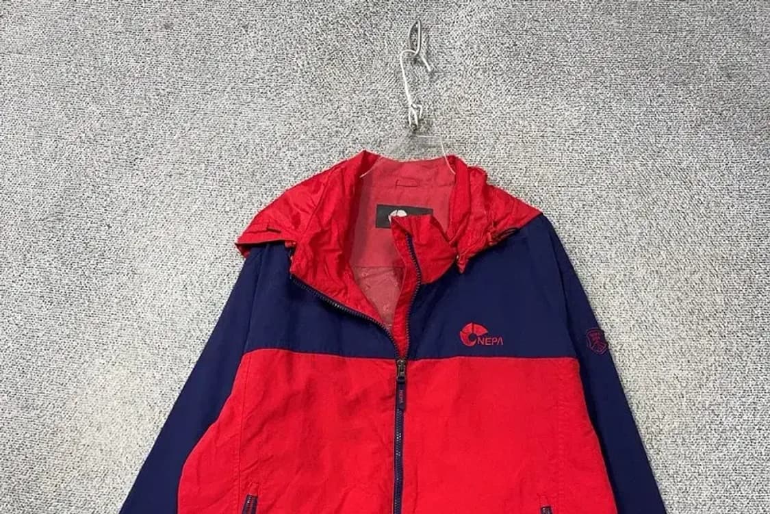 네파 투톤 로고 바람막이 105 상품이미지3