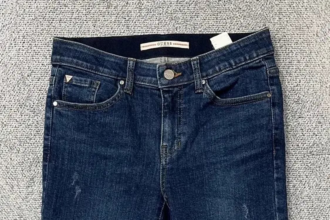 게스 큐빅 삼각 로고 청바지 67(27) 상품이미지3