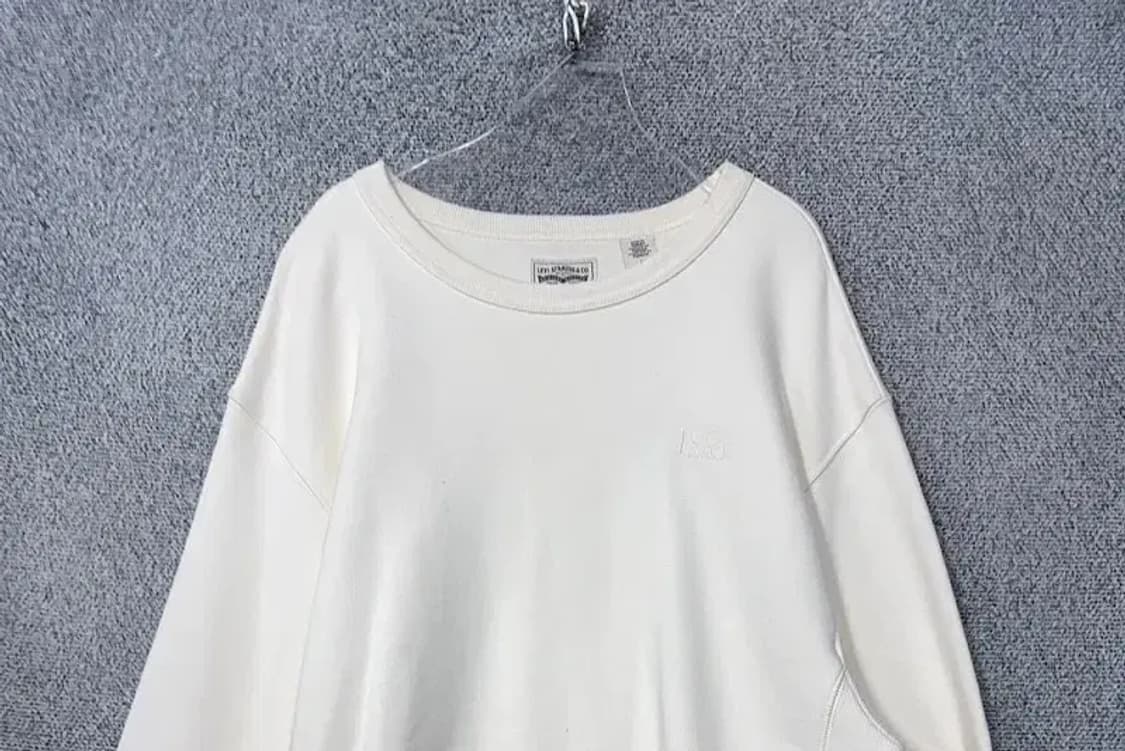 리바이스 화이트 캐주얼 맨투맨 M 상품이미지3