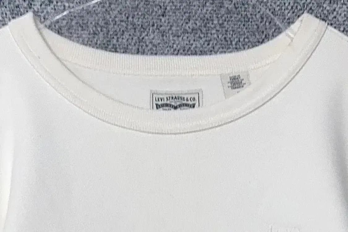 리바이스 화이트 캐주얼 맨투맨 M 상품이미지5