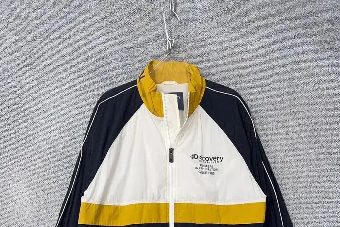 디스커버리 로고 멀티컬러 바람막이 100 상품이미지3