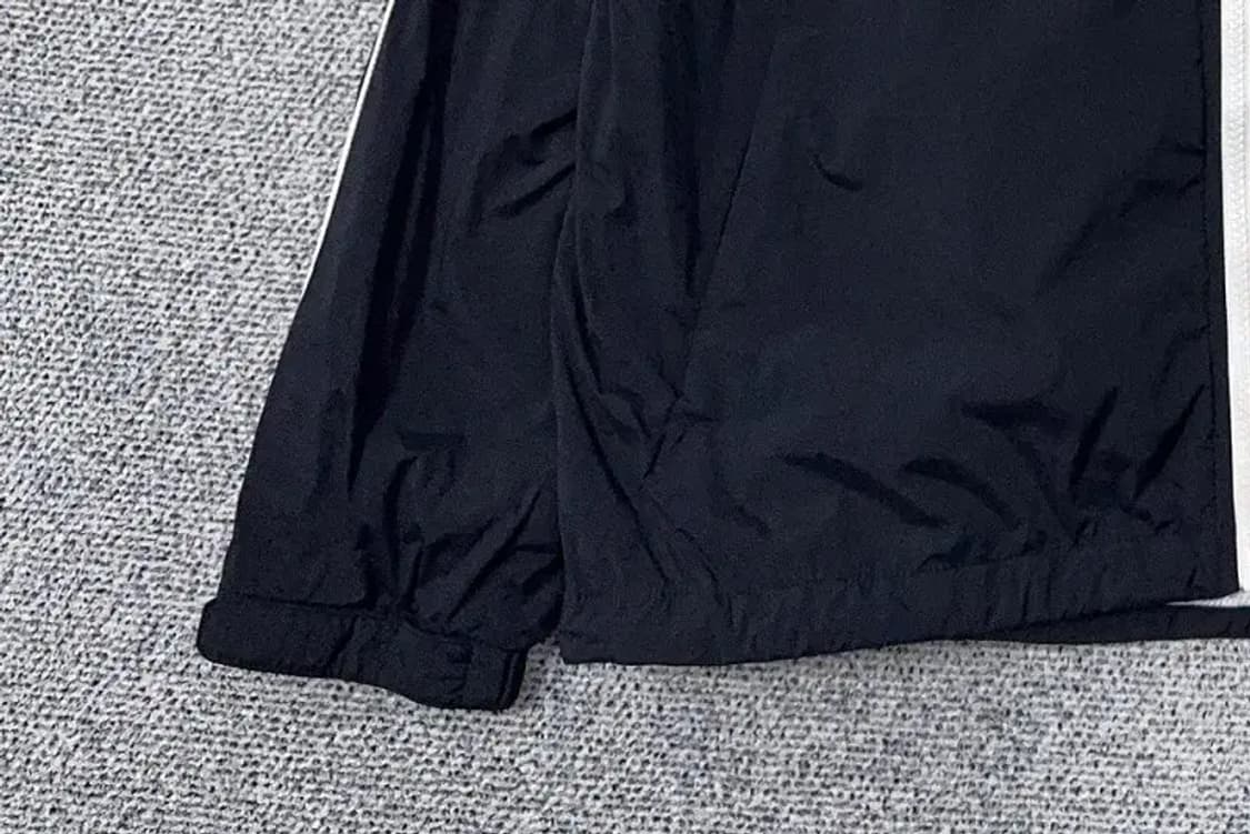 디스커버리 로고 멀티컬러 바람막이 100 상품이미지5