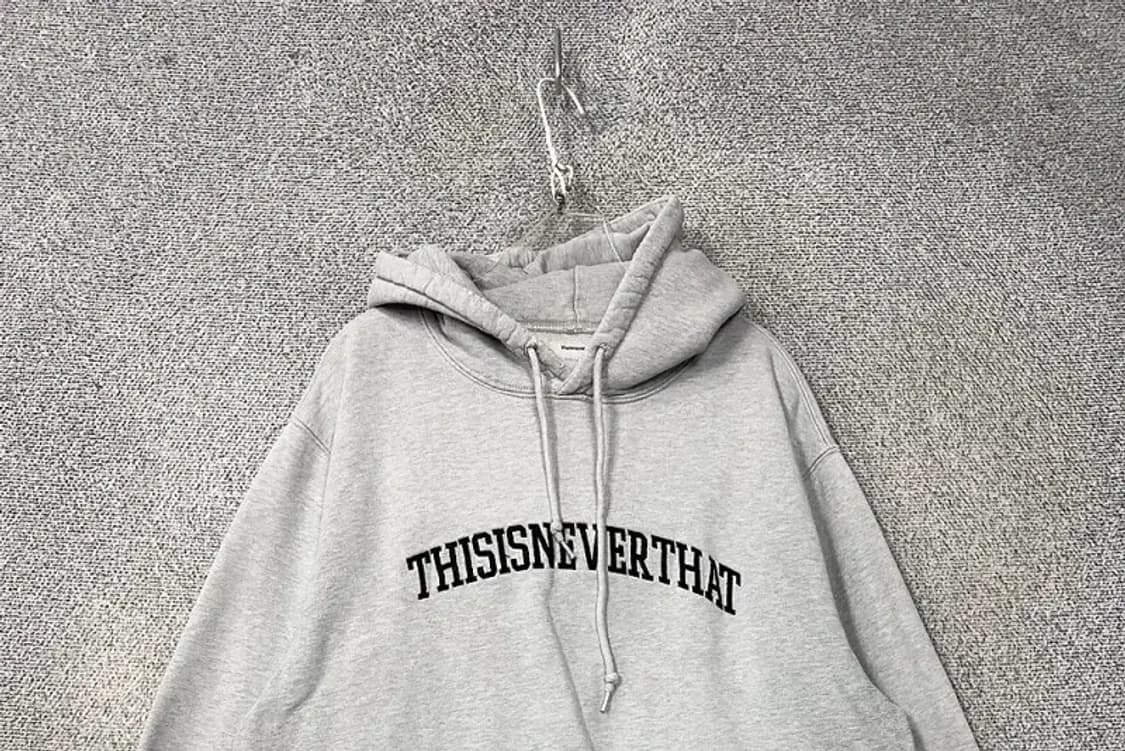디스이즈네버댓 자수 스펠 로고 스웻 후드티 FREE 상품이미지3
