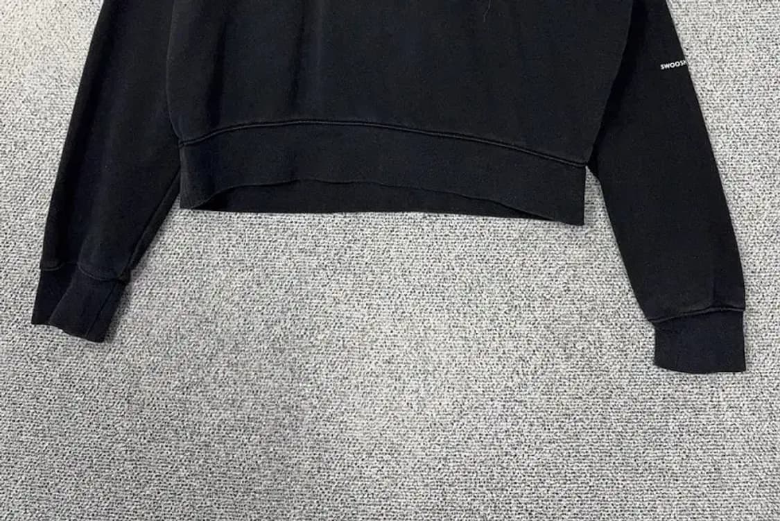 나이키 여성 센터 로고 블랙 맨투맨 L 상품이미지4