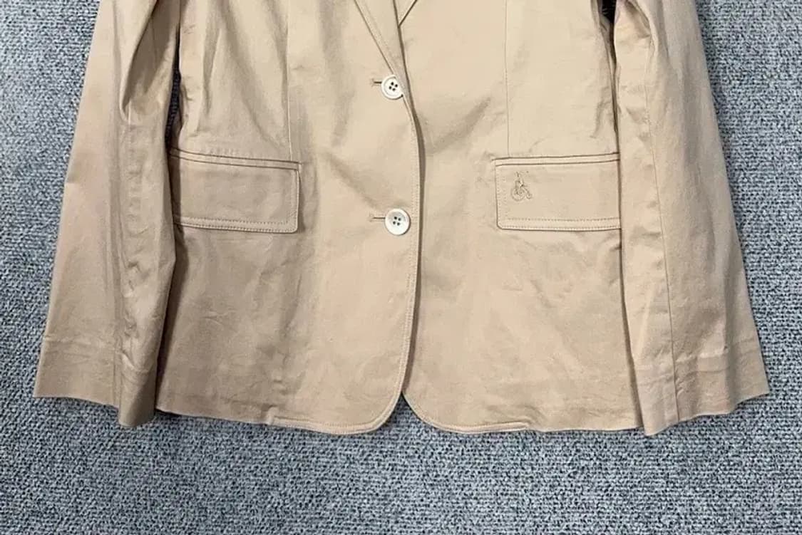 빈폴 베이지 투버튼 여성 클래식 블레이저 82-92-160 상품이미지4