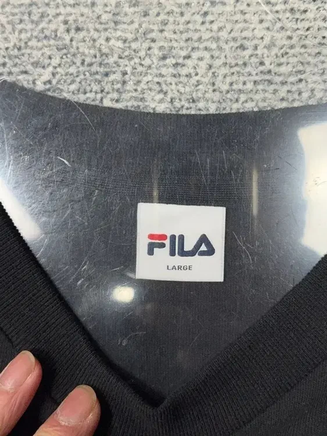 휠라 올블랙 센터 로고 긴팔티 LARGE 상품이미지7