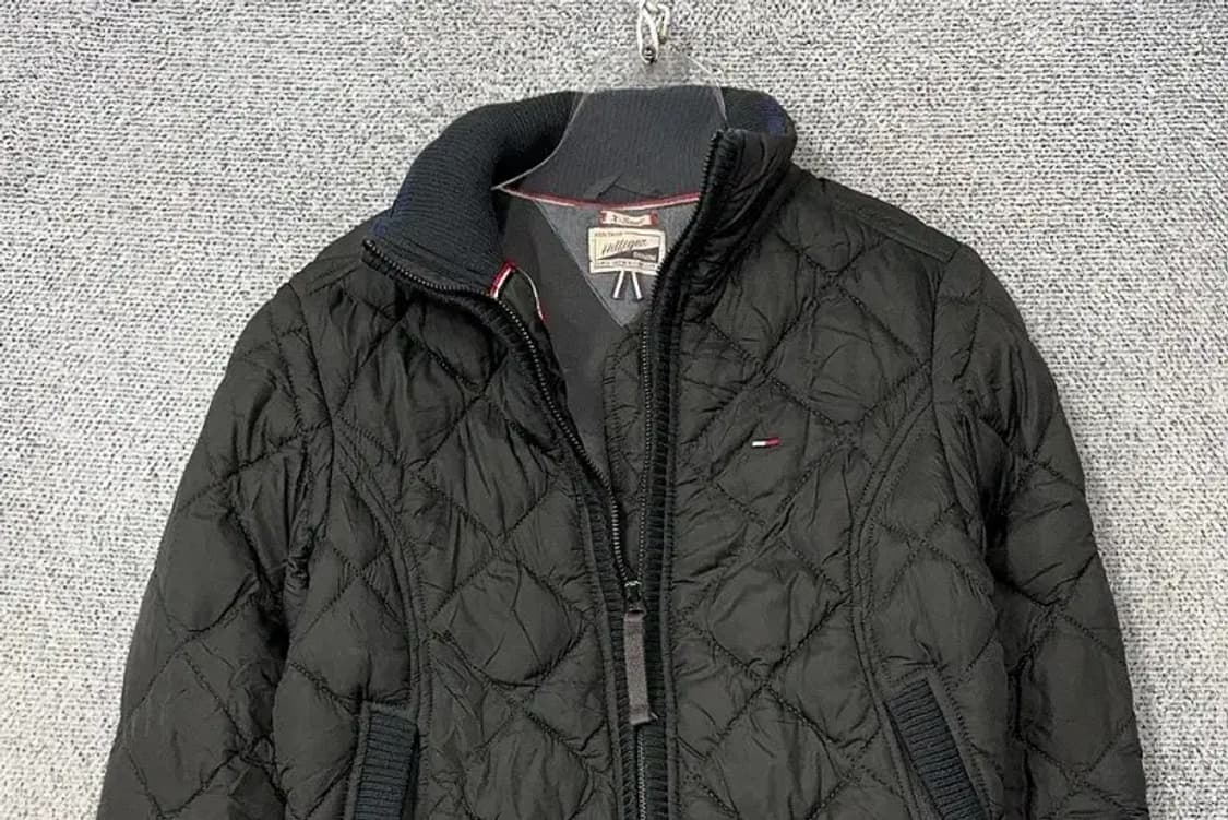 타미힐피거 블랙 로고 퀄팅 패딩 자켓 XS 상품이미지3