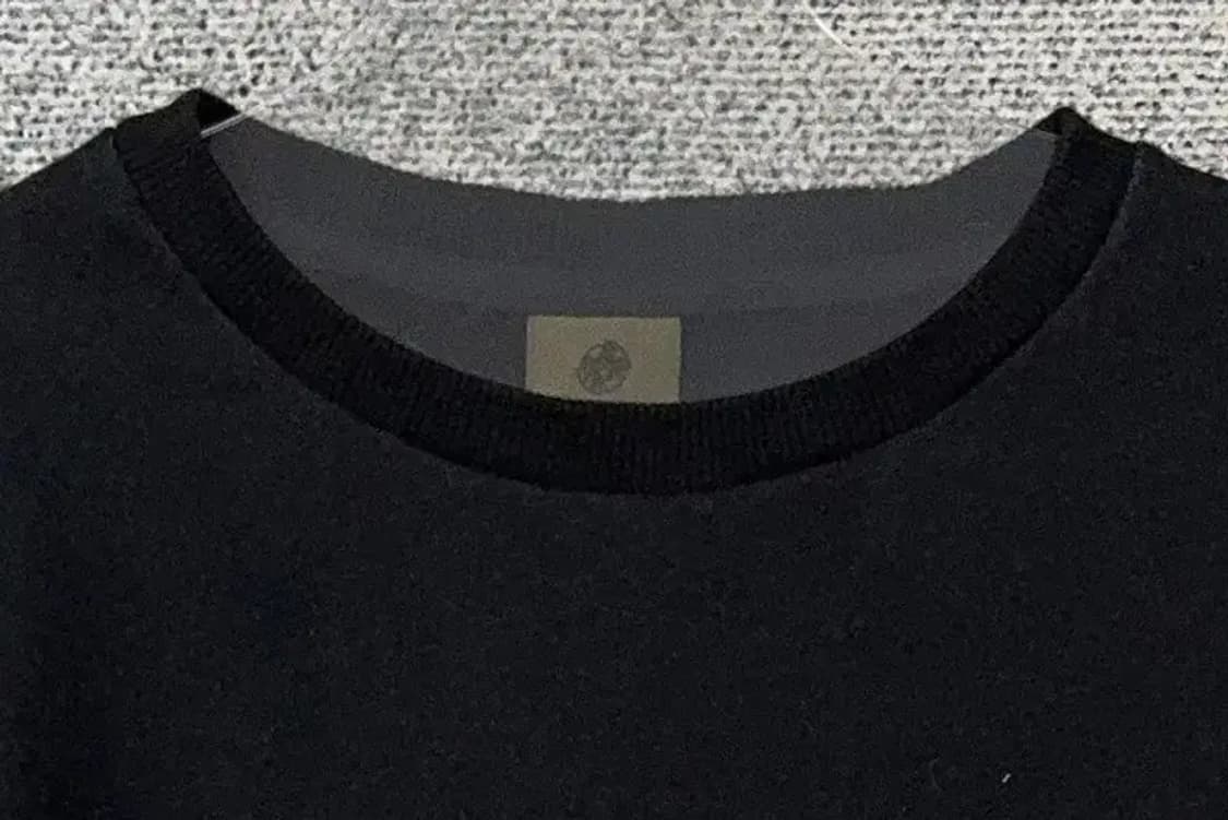 코오롱 스트라이프 블랙 맨투맨 100 상품이미지5