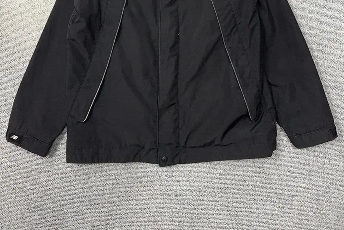 뉴발란스 블랙 로고 바람막이 윈드자켓 L 상품이미지4