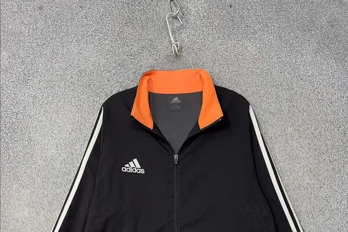 아디다스 블랙 로고 삼선 오버핏 바람막이 100 상품이미지3