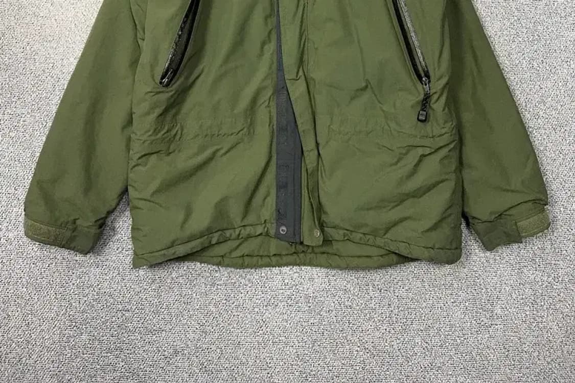 몽벨 카키 스펠 로고 점퍼 자켓 M 상품이미지4