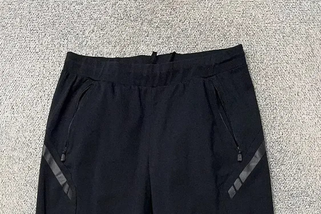 데상트 블랙 운동바지 M 상품이미지3