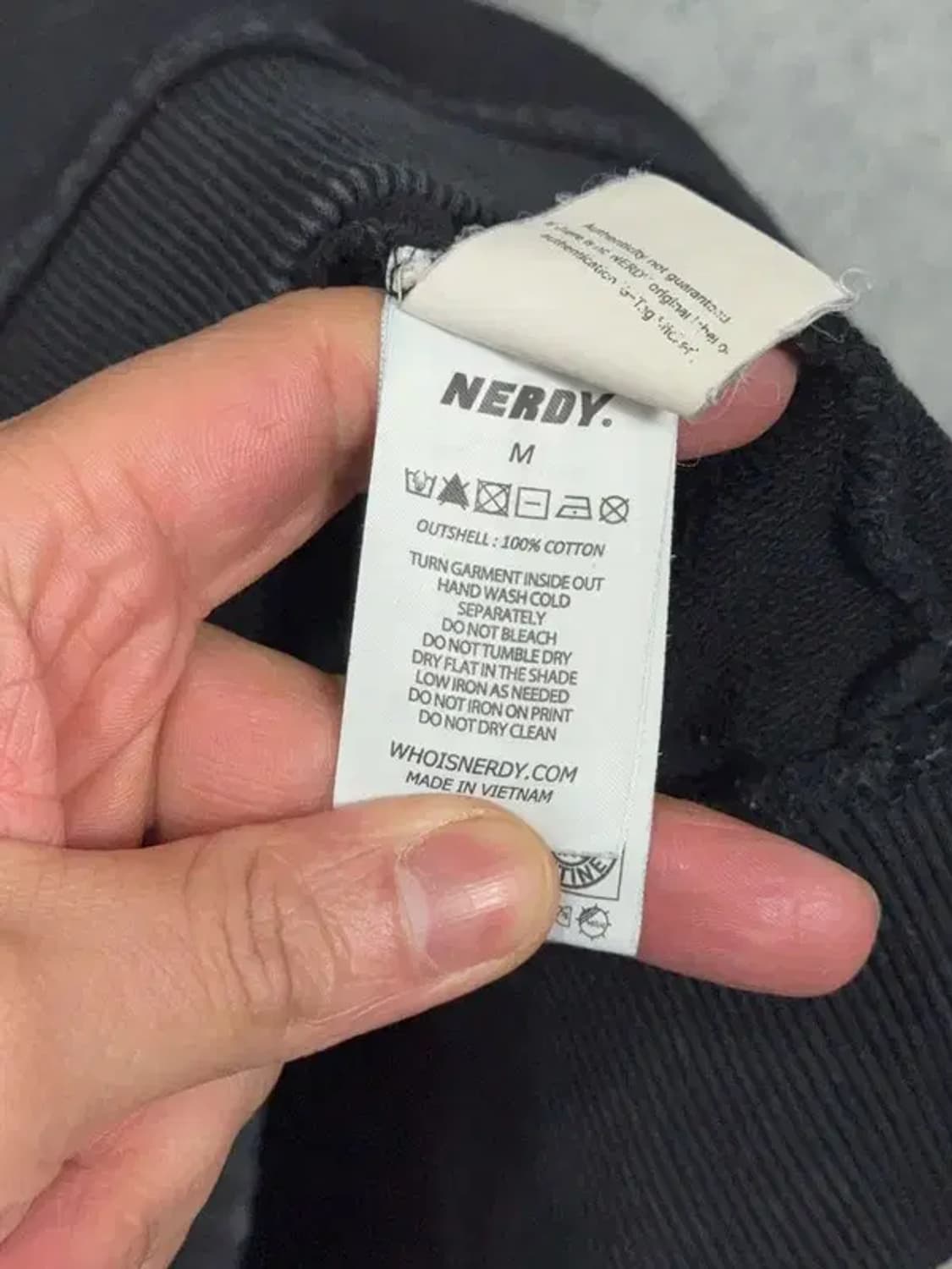 널디 블랙 로고 오버핏 맨투맨 M 상품이미지4