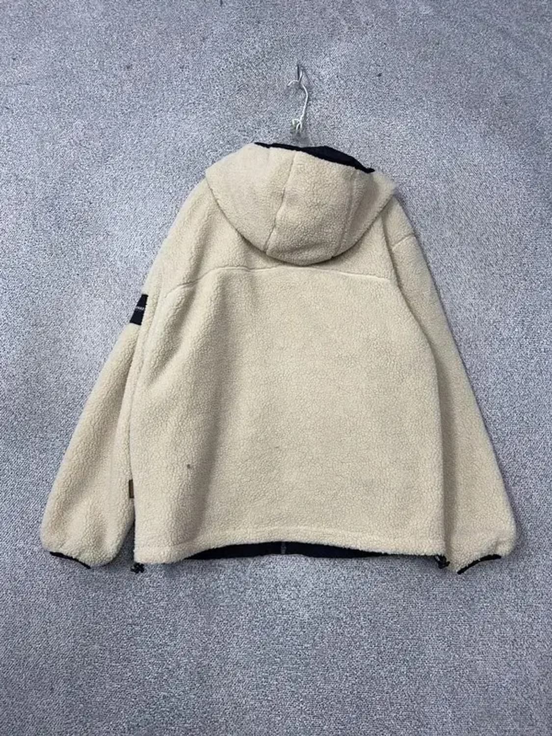 커버낫 베이지 양털 뽀글이 양면 점퍼 LARGE 상품이미지3
