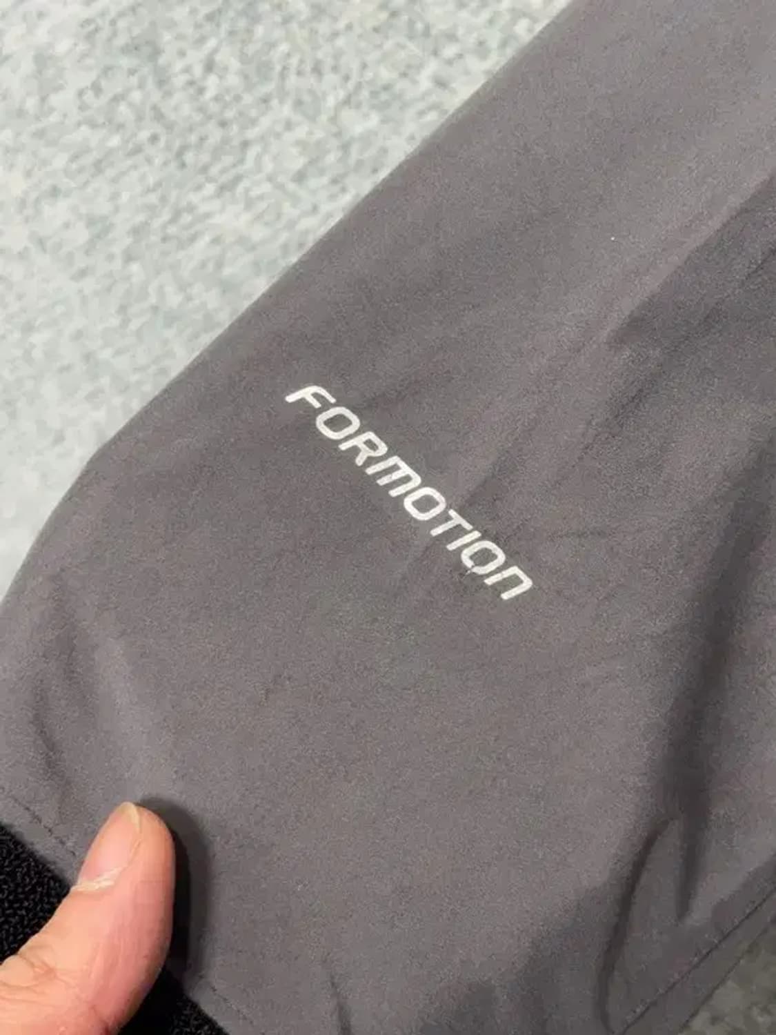 아디다스 그레이 로고 기능성 바람막이 100 상품이미지6