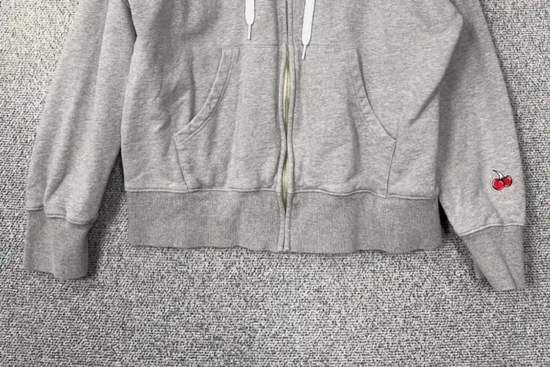 키르시 라이트 그레이 로고 후드 집업 1 상품이미지4