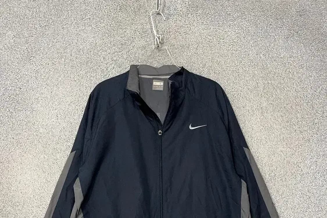 나이키 네이비 로고 바람막이 XL 상품이미지3