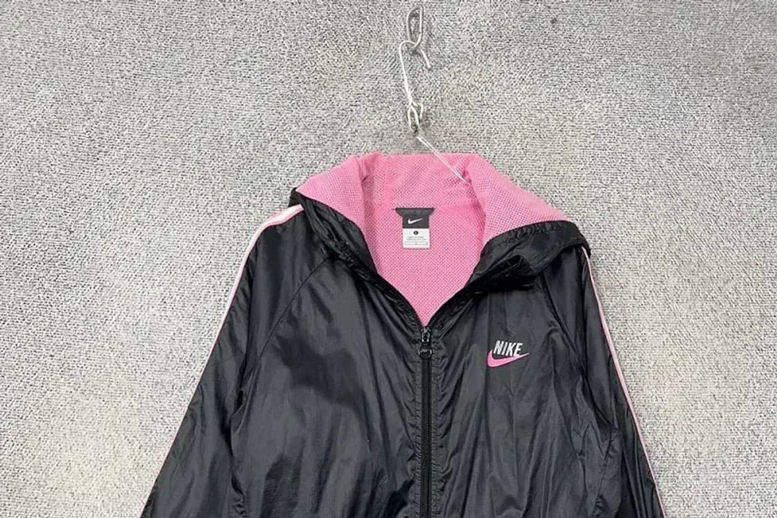 나이키 검핑 여성 기능성 바람막이 L 상품이미지3