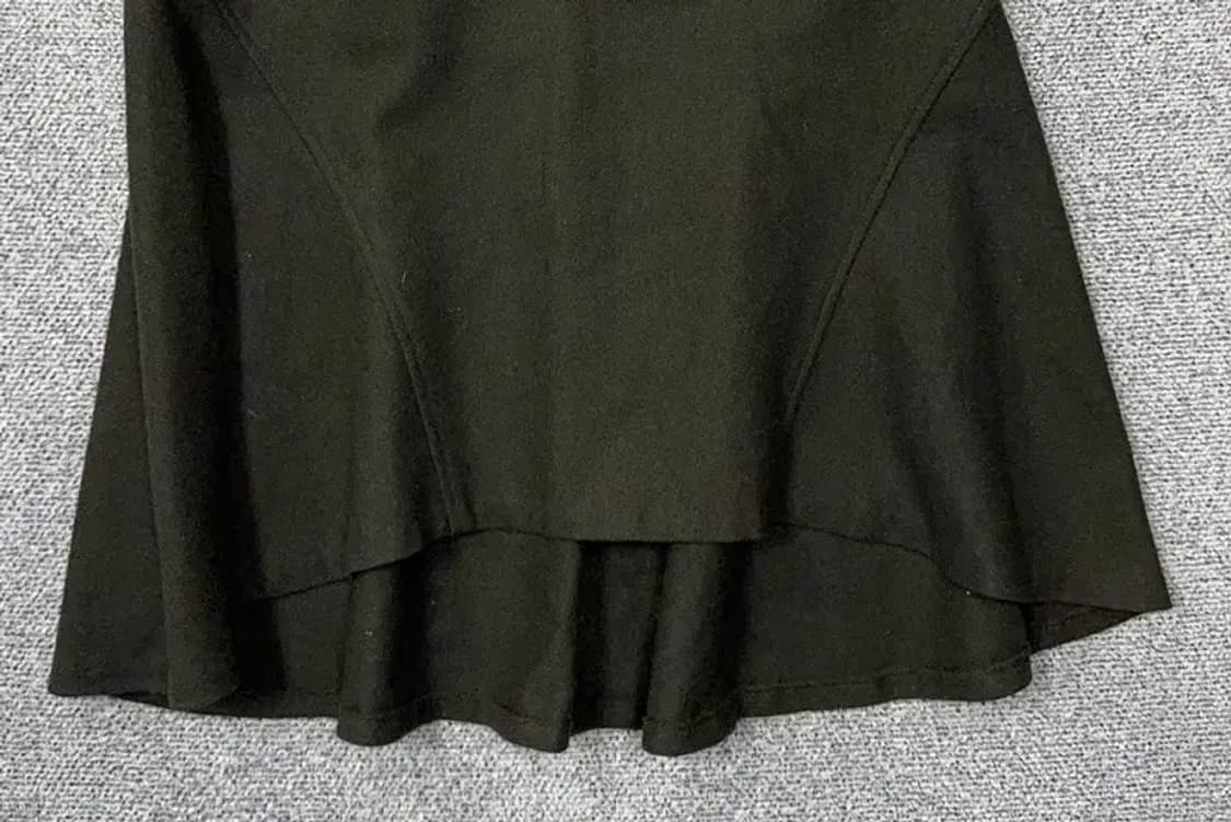 스튜디오 톰보이 카키 울 스커트 67-92 상품이미지4