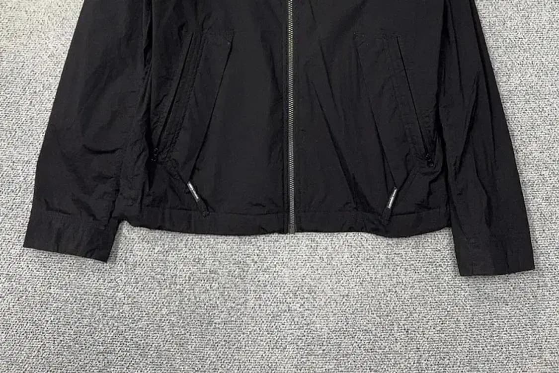 내셔널지오그래픽 블랙 완장 로고 나일론 후드 바람막이 M 상품이미지4