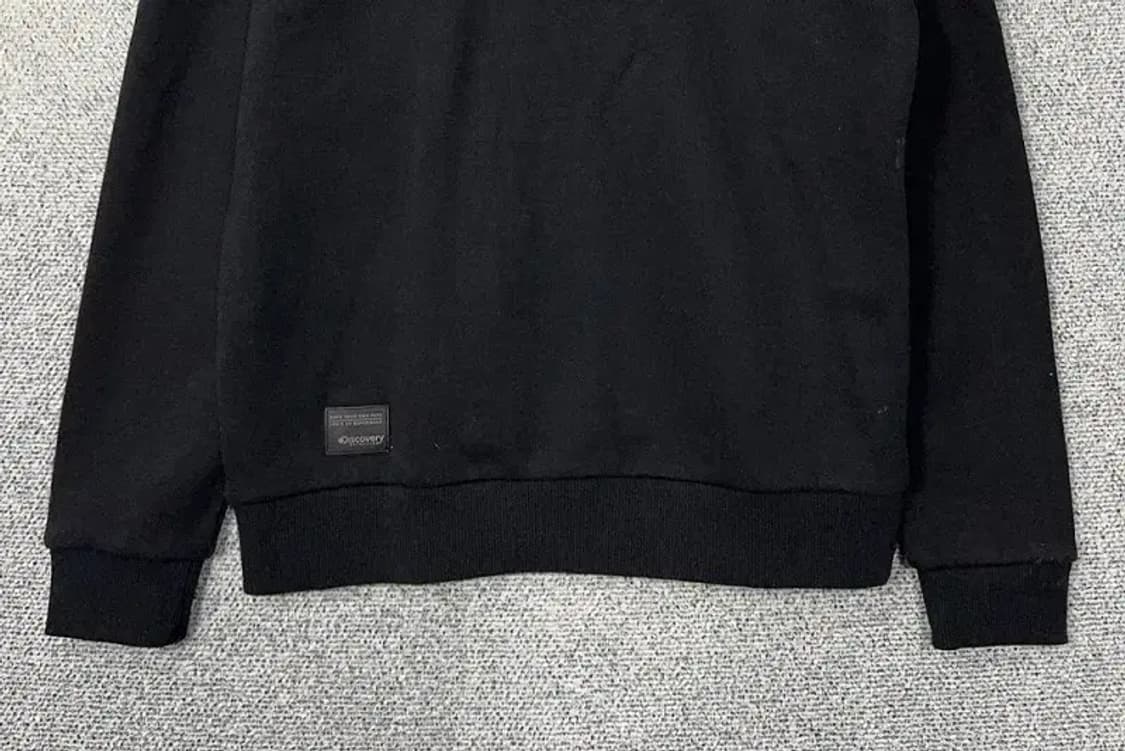 디스커버리 프린팅 블랙 후드티 95 상품이미지4