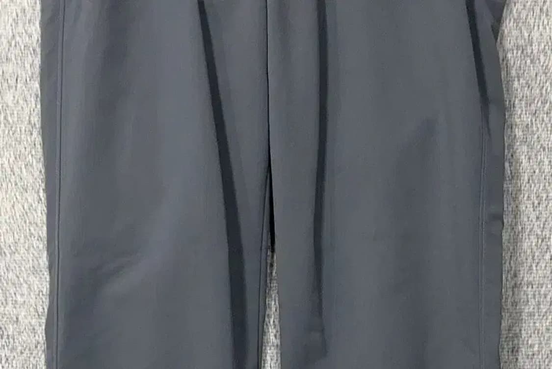언더아머 그레이 운동 기능성 바지 32/36 상품이미지4