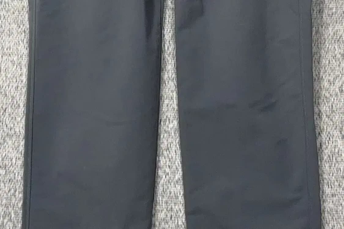 언더아머 그레이 운동 기능성 바지 32/36 상품이미지5