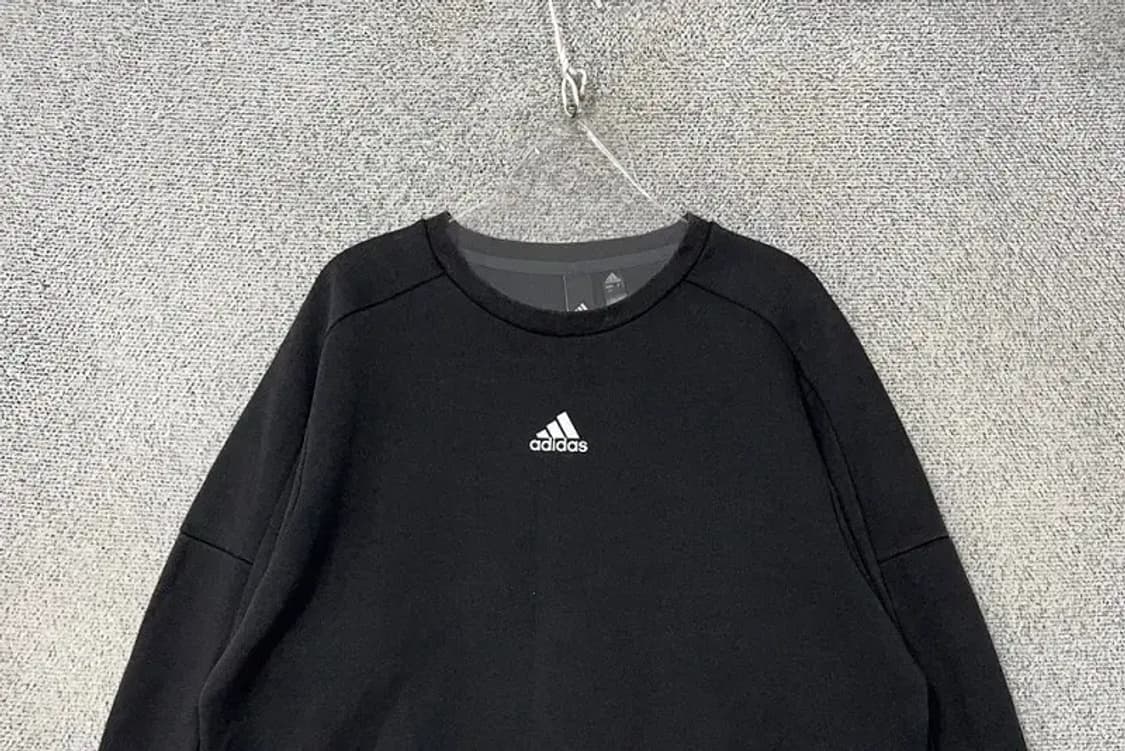 아디다스 블랙 센터 로고 맨투맨 XL 상품이미지3