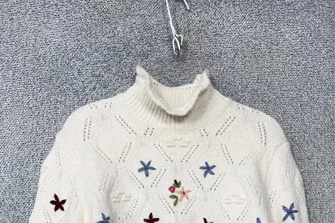 자라 플라워 자수 캐주얼 니트 니트 M 상품이미지3