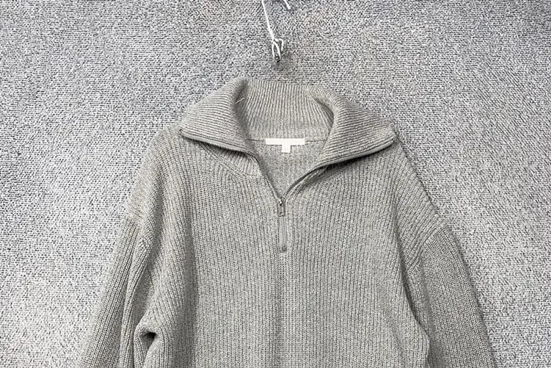 키뮤어 라이트 그레이 반집업 아크릴 니트 M 상품이미지3