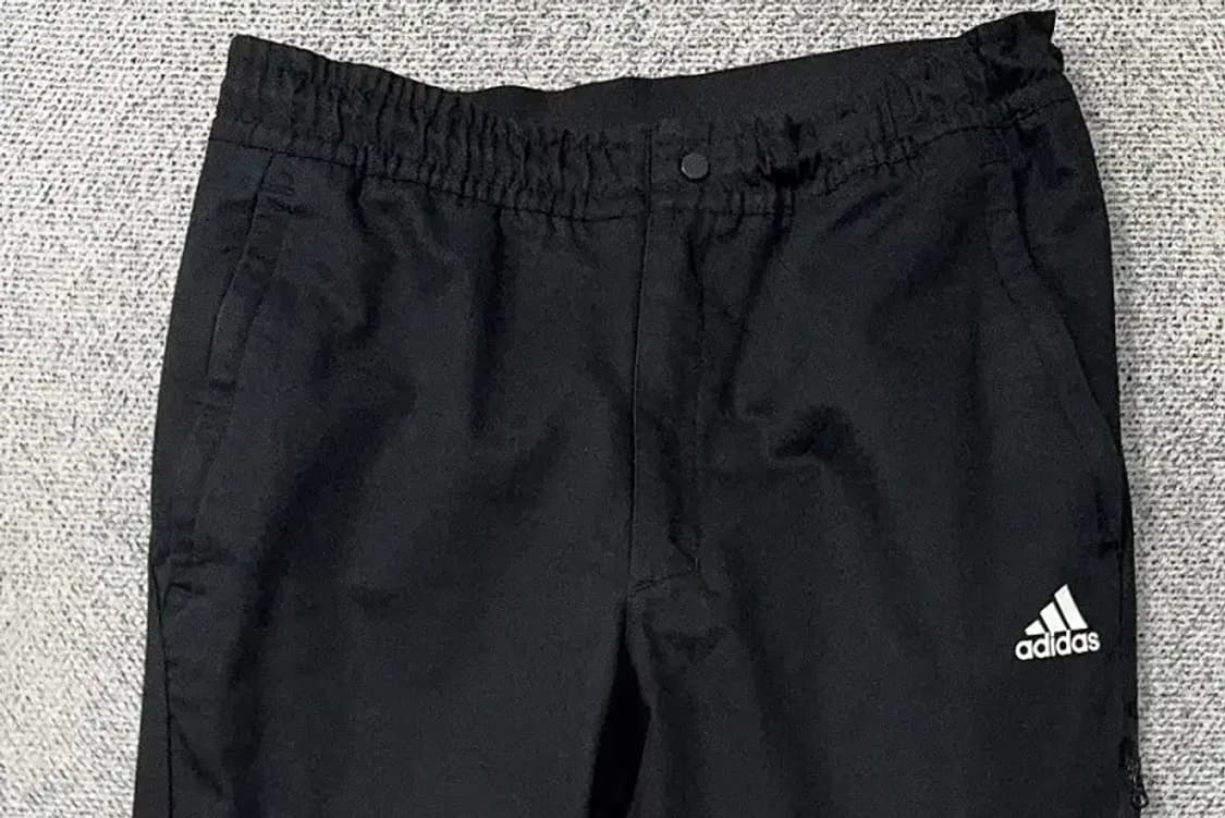 아디다스 블랙 로고 조거팬츠 A/M 상품이미지3