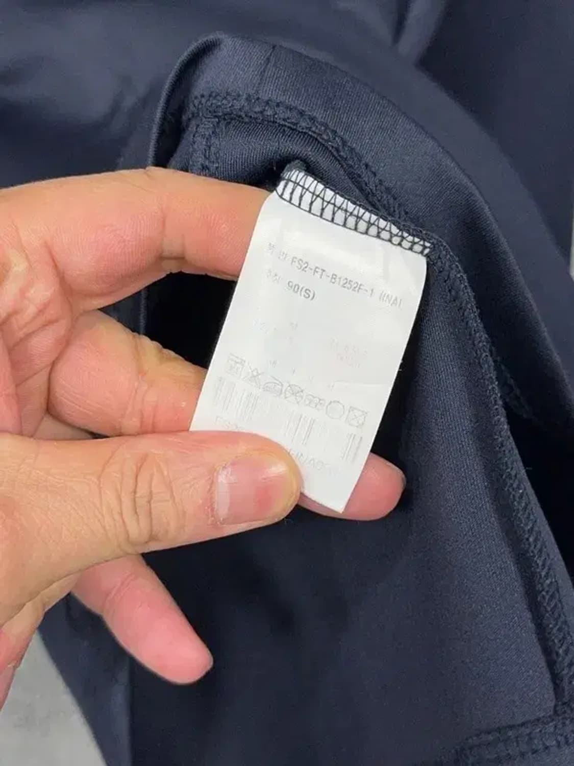 휠라 프린팅 네이비 여성 기능성 집업 SMALL 상품이미지6