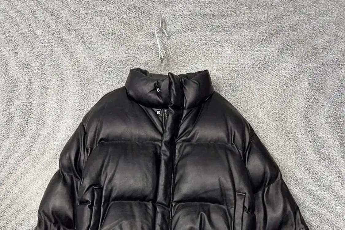 블랙업 블랙 레자 크롭 푸퍼 패딩 F 상품이미지3