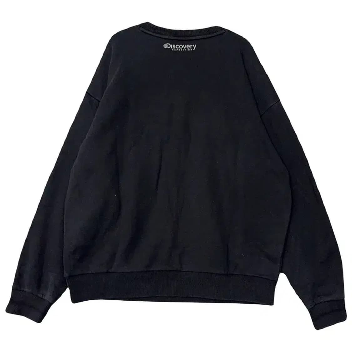 디스커버리 프린팅 블랙 맨투맨 105 상품이미지2